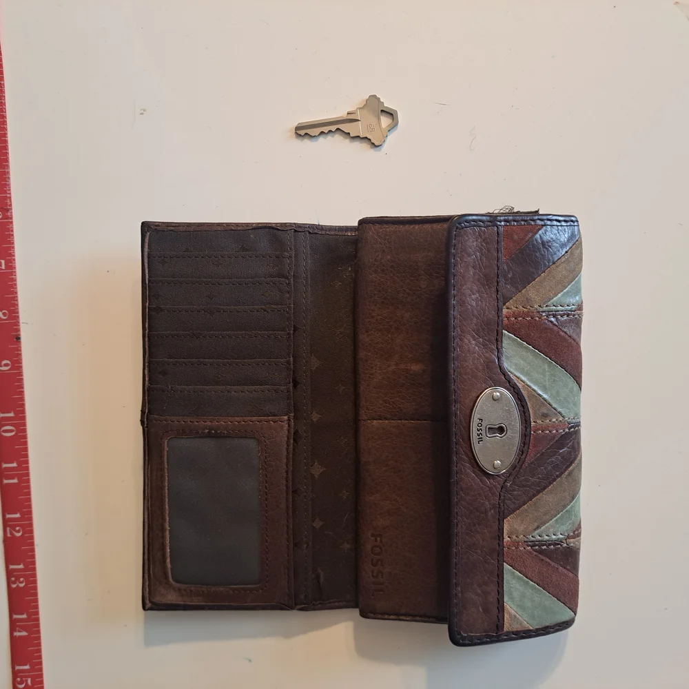 Vintage Fossil Maddox Chevron Patchwork Leather Wallet - Boho Trifold with Key - Picture 6 of 6
